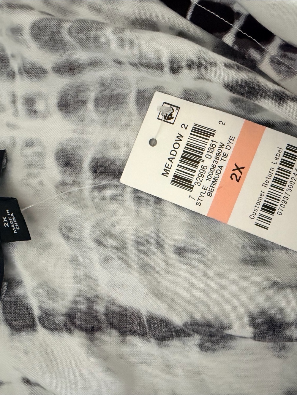 INC International Concepts Black & White Abstract Tie-Dye V-Neck Dress - Picture 5 of 6